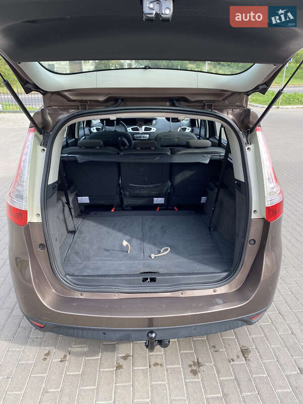 Минивэн Renault Grand Scenic 2010 в Ровно