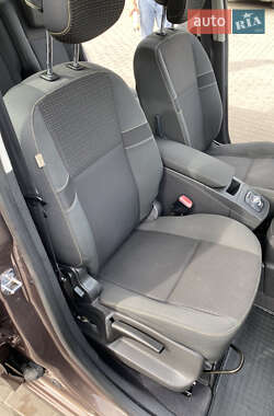 Минивэн Renault Grand Scenic 2010 в 