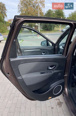 Минивэн Renault Grand Scenic 2010 в 