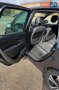 Минивэн Renault Grand Scenic 2011 в 