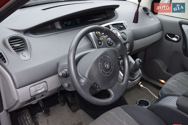 Минивэн Renault Grand Scenic 2005 в Львове фото 7 Минивэн Renault Grand Scenic 2005 в Львове