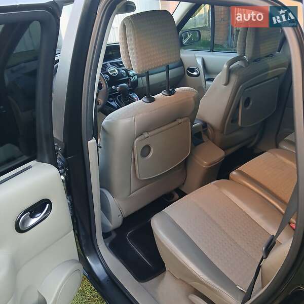 Минивэн Renault Grand Scenic 2006 в Дрогобыче