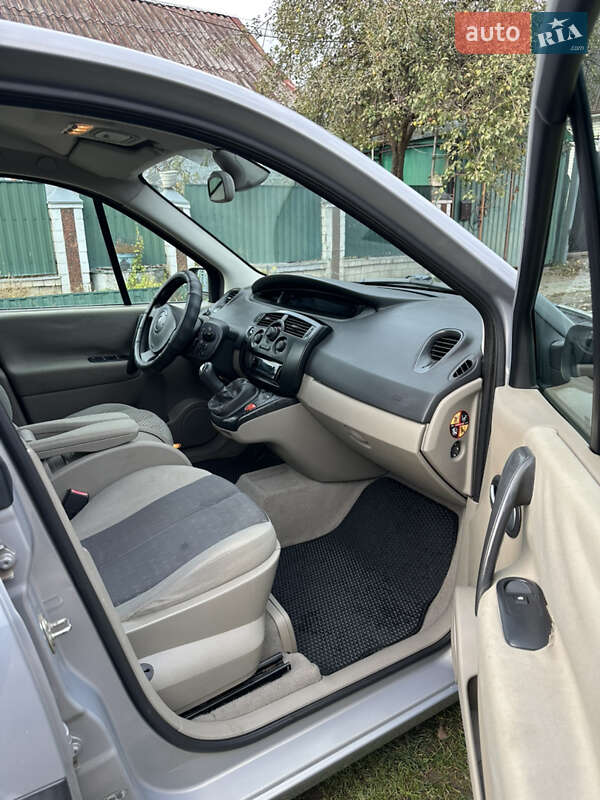 Минивэн Renault Grand Scenic 2005 в Житомире