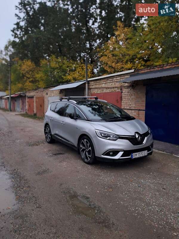 Мінівен Renault Grand Scenic 2017 в Києві фото 6 Мінівен Renault Grand Scenic 2017 в Києві