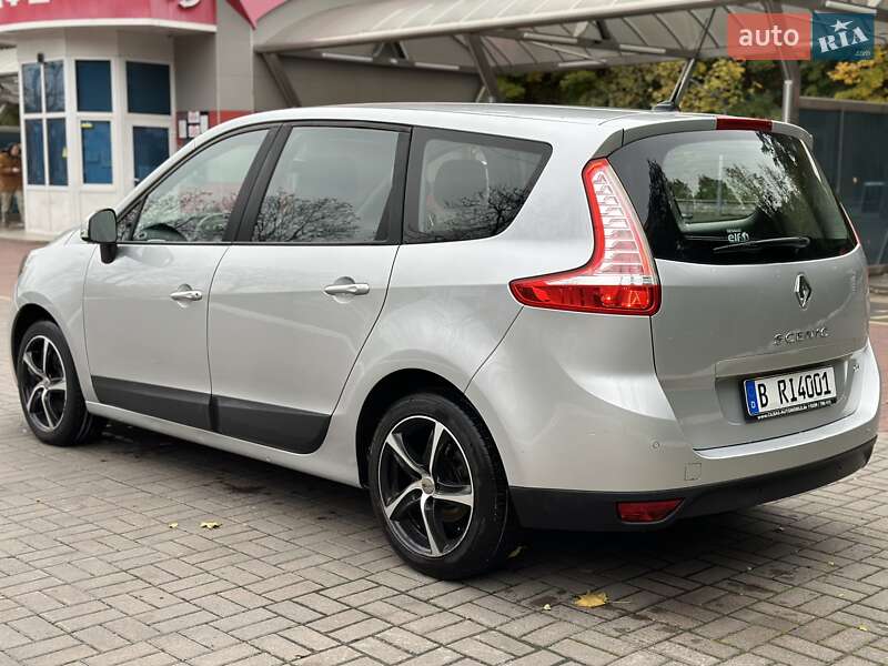 Минивэн Renault Grand Scenic 2012 в Киеве