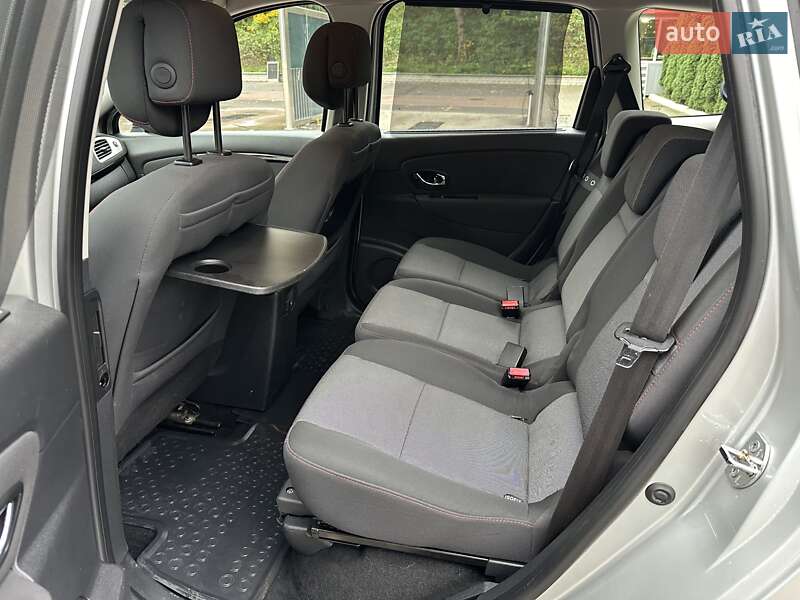 Минивэн Renault Grand Scenic 2012 в Киеве