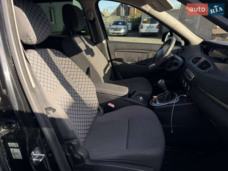 Минивэн Renault Grand Scenic 2011 в Дубровице