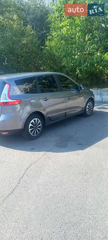 Минивэн Renault Grand Scenic 2014 в Володарке