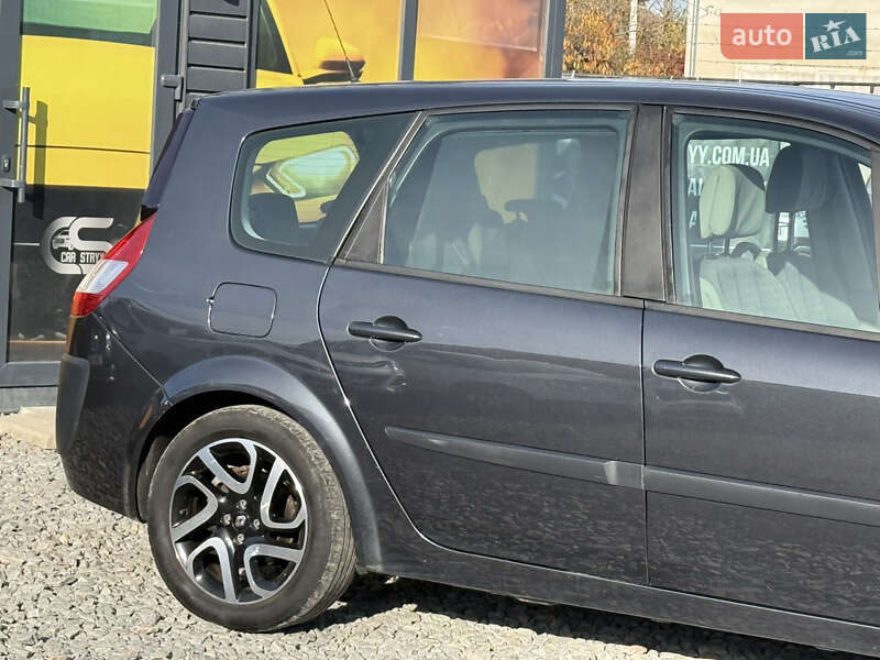 Минивэн Renault Grand Scenic 2005 в Стрые