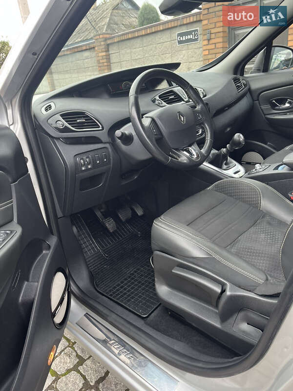 Минивэн Renault Grand Scenic 2015 в Вольногорске