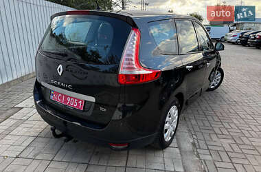 Минивэн Renault Grand Scenic 2009 в 