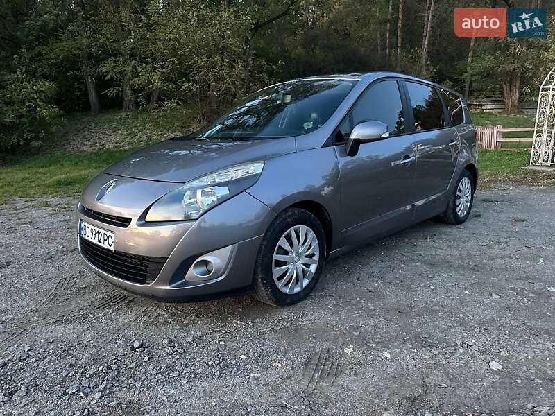 Renault Grand Scenic 2011 Renault Grand Scenic 2011