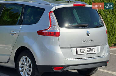 Минивэн Renault Grand Scenic 2015 в 