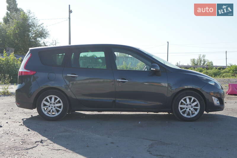 Мінівен Renault Grand Scenic 2010 в Києві