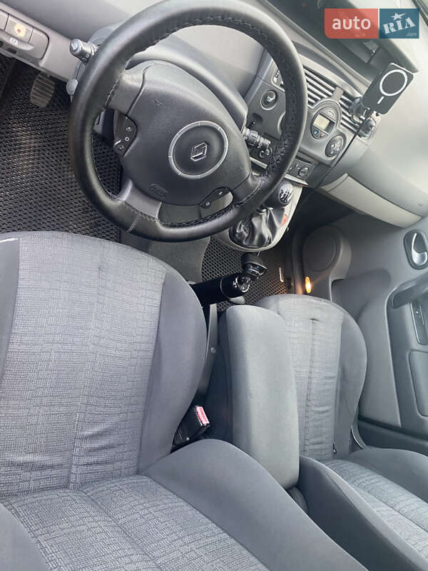 Минивэн Renault Grand Scenic 2006 в Луцке фото 45 Минивэн Renault Grand Scenic 2006 в Луцке