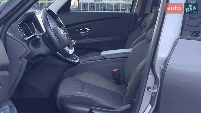 Мінівен Renault Grand Scenic 2019 в Стрию
