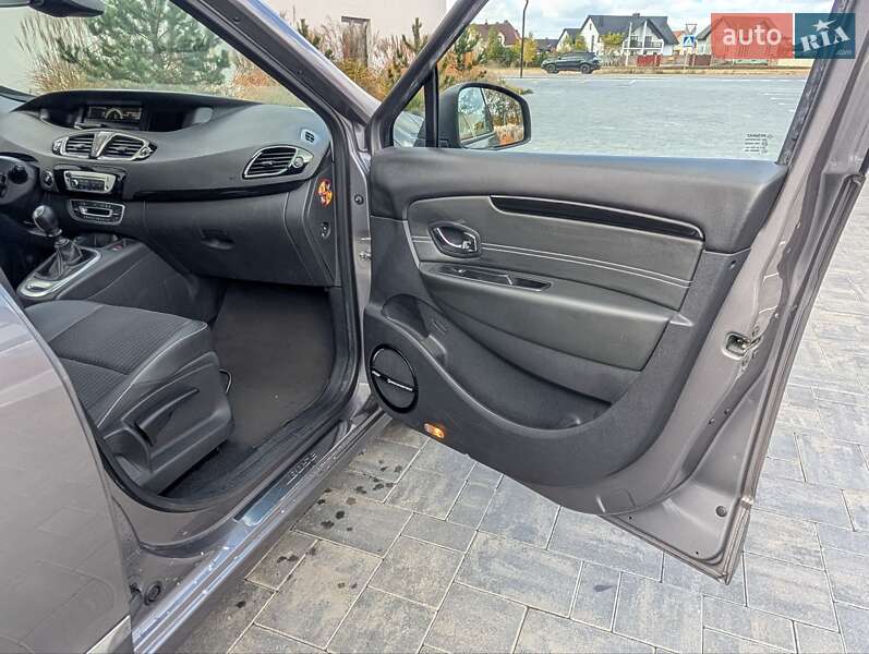 Минивэн Renault Grand Scenic 2013 в Луцке фото 58 Минивэн Renault Grand Scenic 2013 в Луцке