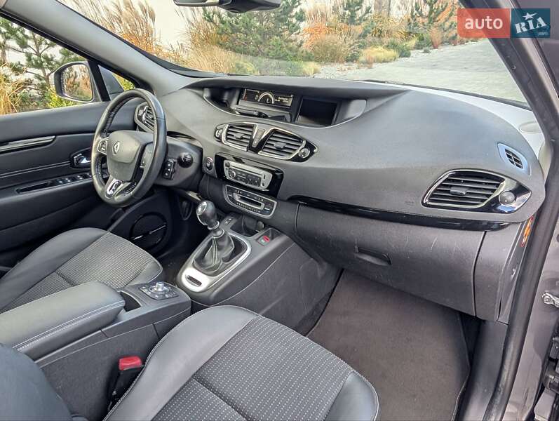 Минивэн Renault Grand Scenic 2013 в Луцке фото 56 Минивэн Renault Grand Scenic 2013 в Луцке