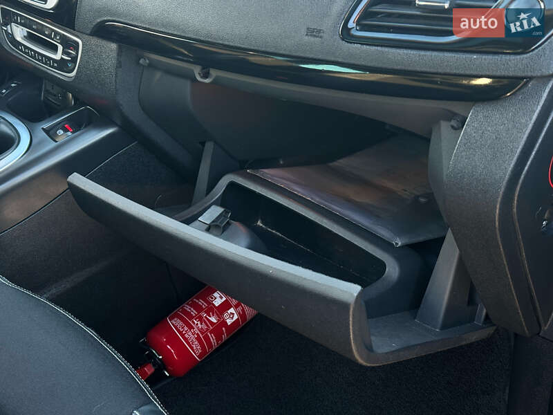 Мінівен Renault Grand Scenic 2015 в Стрию фото 90 Мінівен Renault Grand Scenic 2015 в Стрию