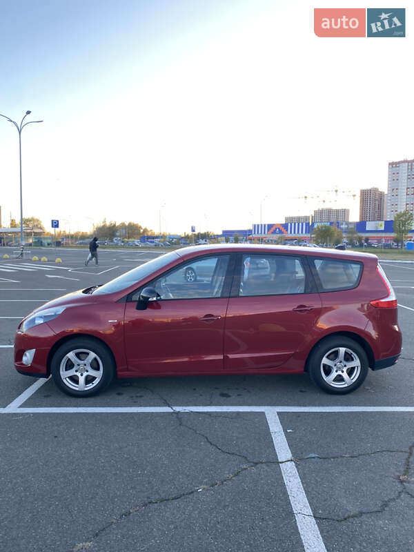 Минивэн Renault Grand Scenic 2011 в Киеве фото 6 Минивэн Renault Grand Scenic 2011 в Киеве