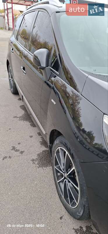 Мінівен Renault Grand Scenic 2012 в Миколаєві фото 7 Мінівен Renault Grand Scenic 2012 в Миколаєві
