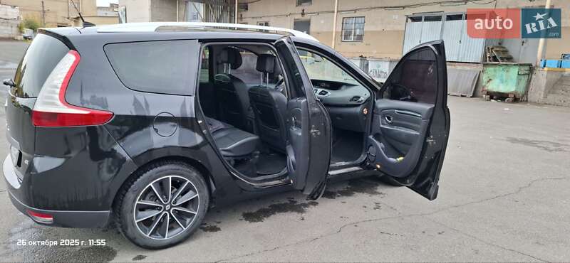 Мінівен Renault Grand Scenic 2012 в Миколаєві фото 24 Мінівен Renault Grand Scenic 2012 в Миколаєві