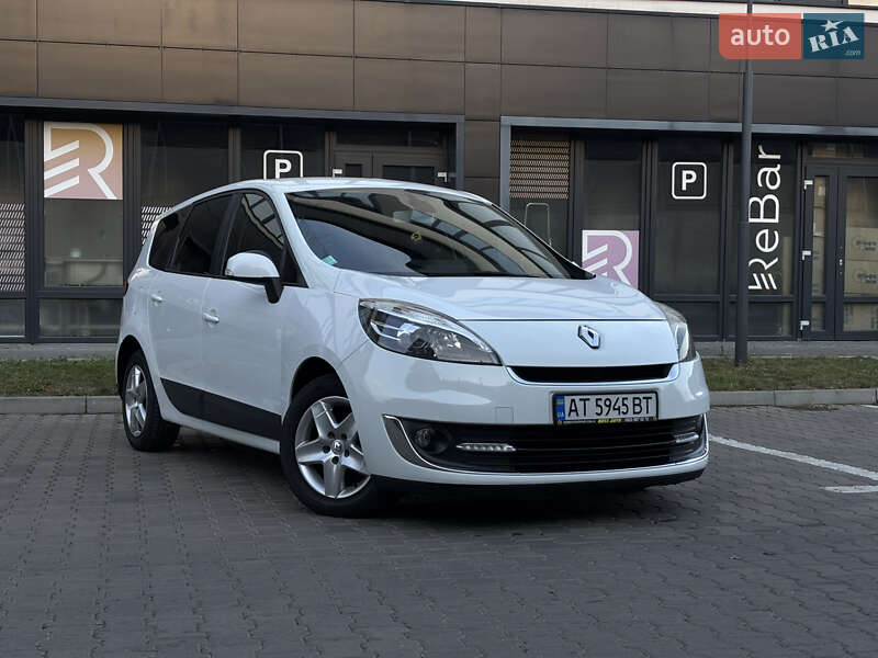 Renault Grand Scenic 2012