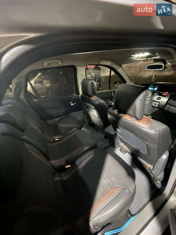 Минивэн Renault Grand Scenic 2004 в Виннице