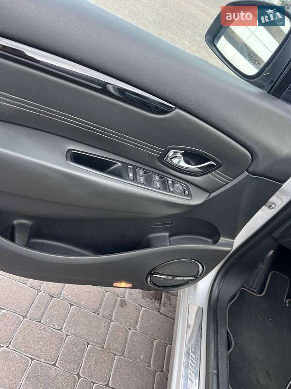 Минивэн Renault Grand Scenic 2012 в Киеве фото 3 Минивэн Renault Grand Scenic 2012 в Киеве