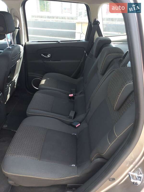 Минивэн Renault Grand Scenic 2010 в Ивано-Франковске