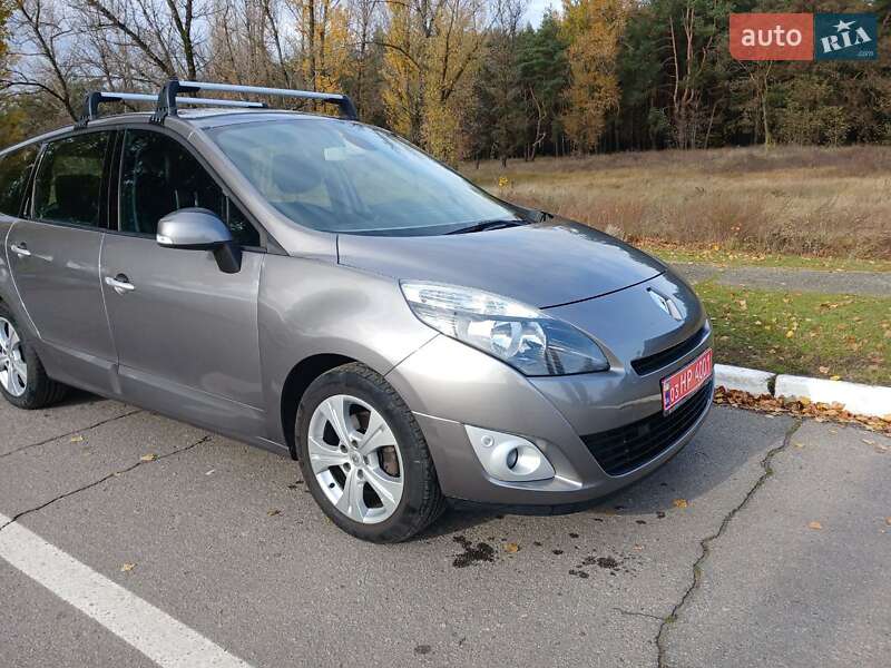 Минивэн Renault Grand Scenic 2010 в Кременчуге фото 3 Минивэн Renault Grand Scenic 2010 в Кременчуге