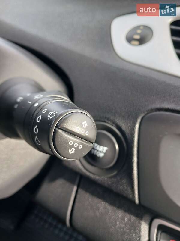 Минивэн Renault Grand Scenic 2010 в Кременчуге фото 33 Минивэн Renault Grand Scenic 2010 в Кременчуге