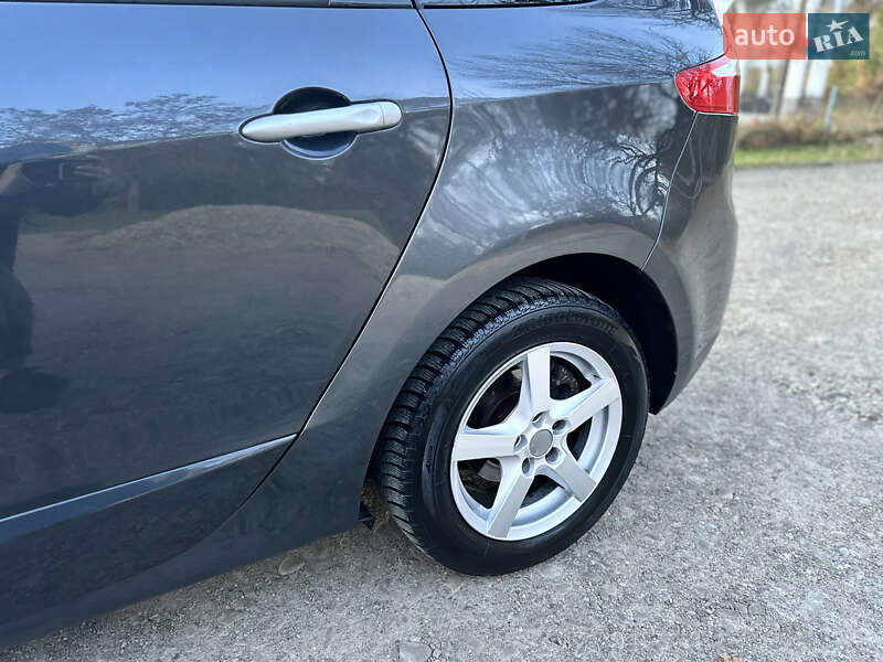 Минивэн Renault Grand Scenic 2011 в Рожнятове