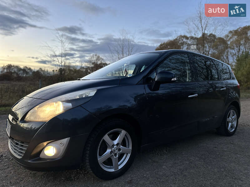 Минивэн Renault Grand Scenic 2011 в Рожнятове