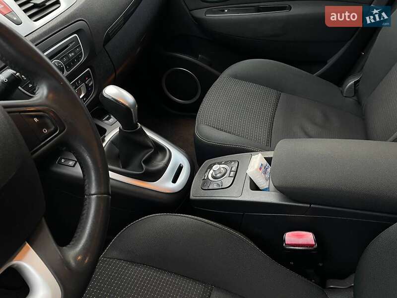 Минивэн Renault Grand Scenic 2009 в Луцке фото 50 Минивэн Renault Grand Scenic 2009 в Луцке