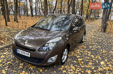 Минивэн Renault Grand Scenic 2011 в Черновцах