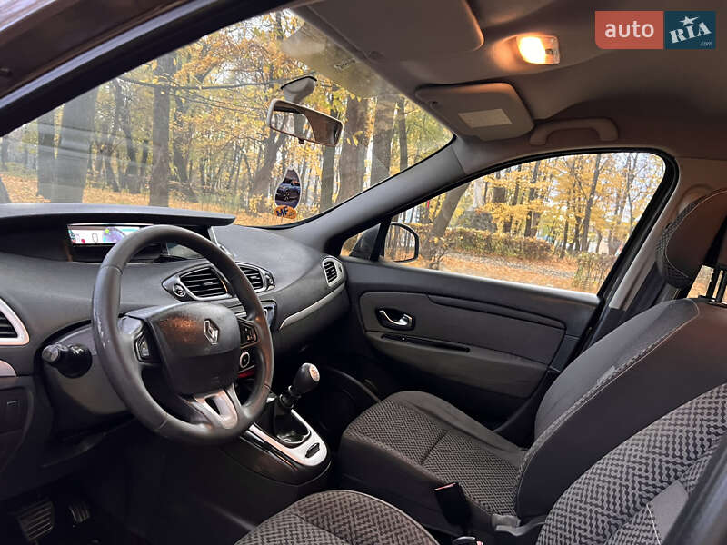 Минивэн Renault Grand Scenic 2011 в Черновцах фото 19 Минивэн Renault Grand Scenic 2011 в Черновцах