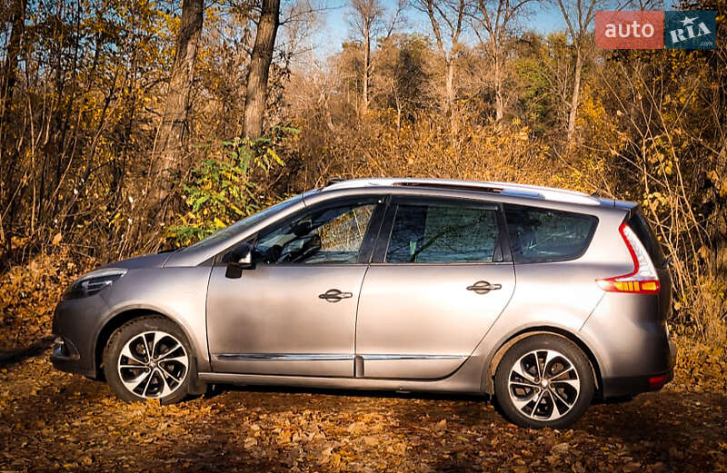 Минивэн Renault Grand Scenic 2016 в Киеве