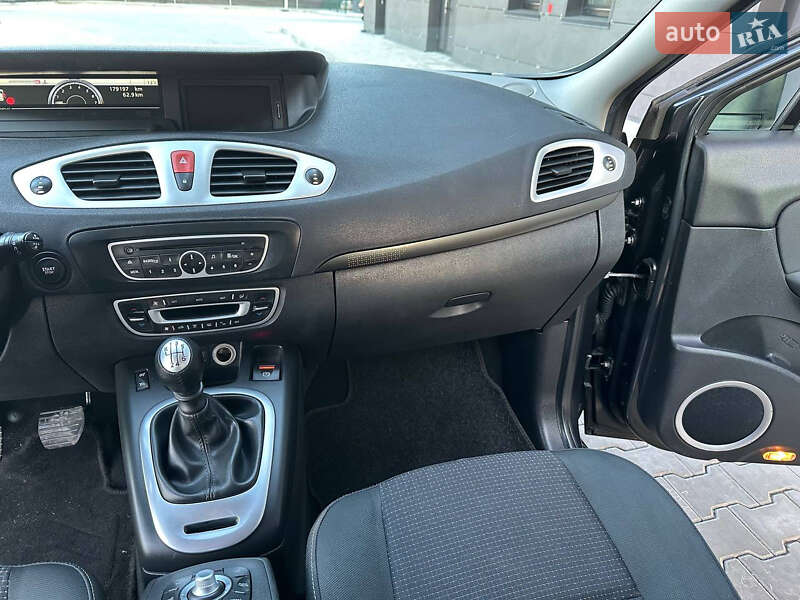 Мінівен Renault Grand Scenic 2010 в Дніпрі фото 19 Мінівен Renault Grand Scenic 2010 в Дніпрі