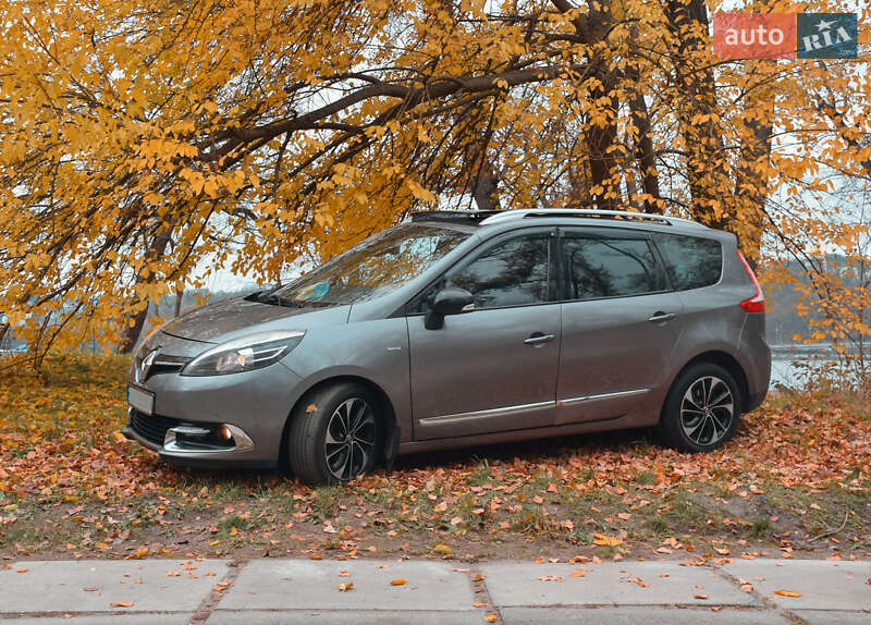 Renault Grand Scenic 2016