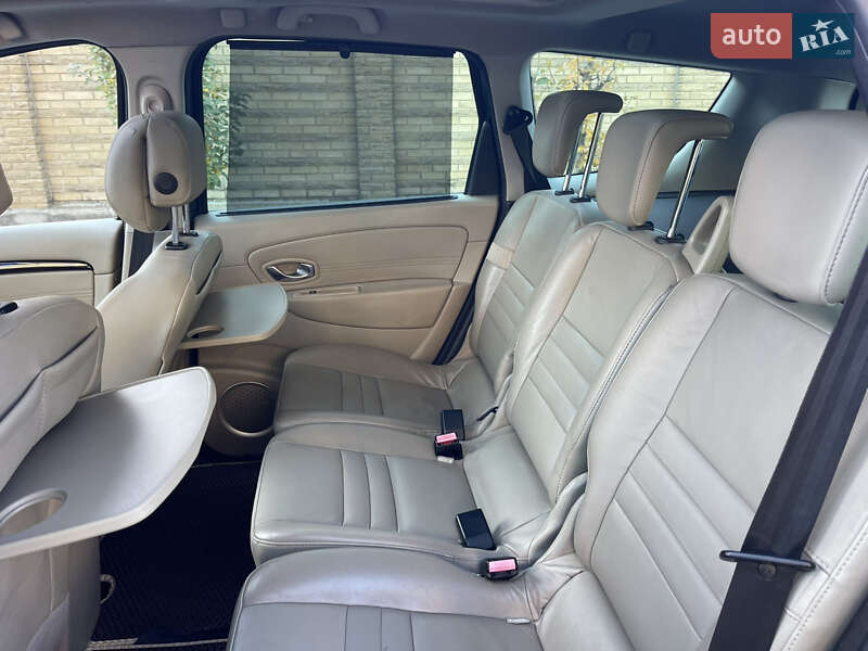 Минивэн Renault Grand Scenic 2010 в Луцке фото 65 Минивэн Renault Grand Scenic 2010 в Луцке