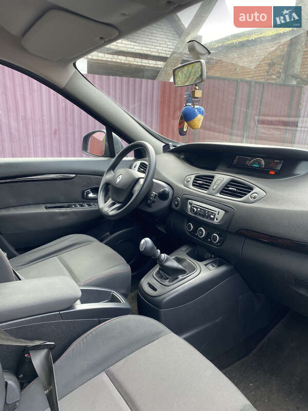 Минивэн Renault Grand Scenic 2012 в Староконстантинове