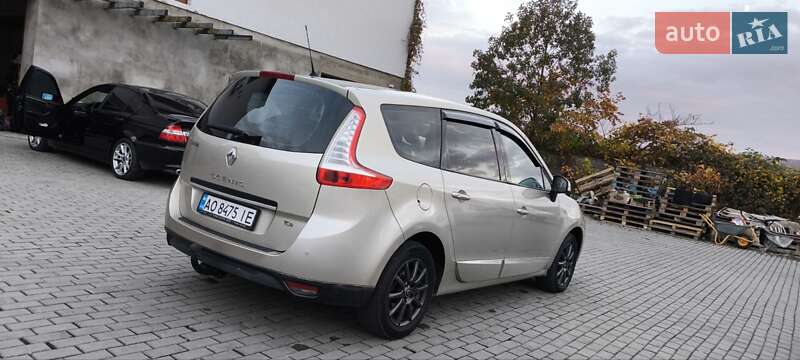 Мінівен Renault Grand Scenic 2010 в Мукачевому