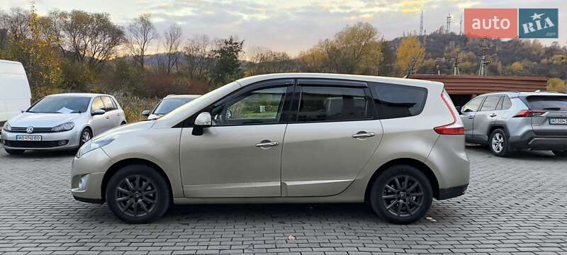 Мінівен Renault Grand Scenic 2010 в Мукачевому