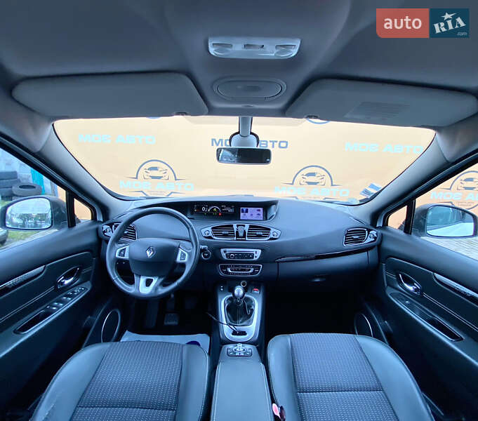 Минивэн Renault Grand Scenic 2013 в Ровно