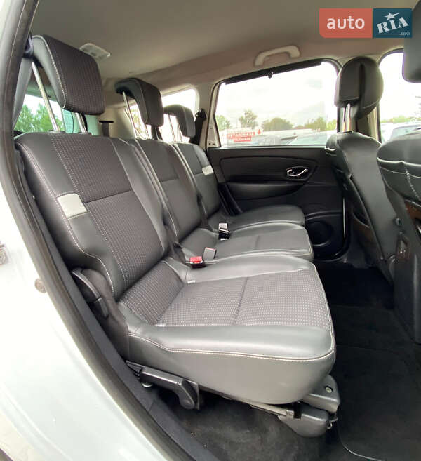 Минивэн Renault Grand Scenic 2013 в Ровно