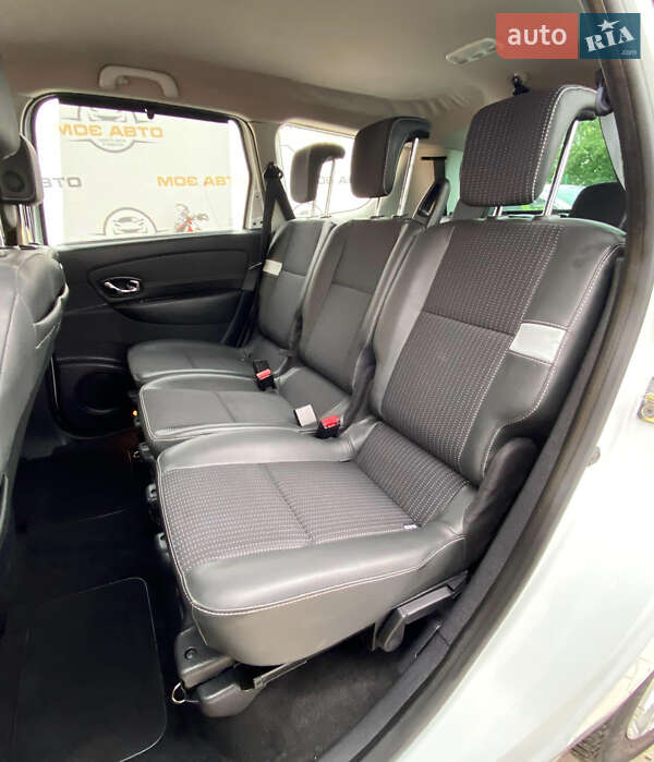Минивэн Renault Grand Scenic 2013 в Ровно