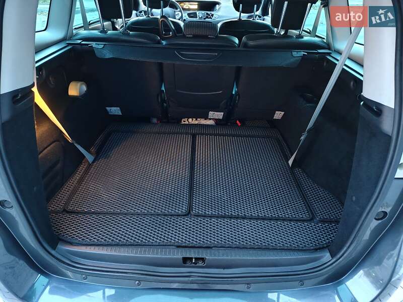 Мінівен Renault Grand Scenic 2011 в Києві