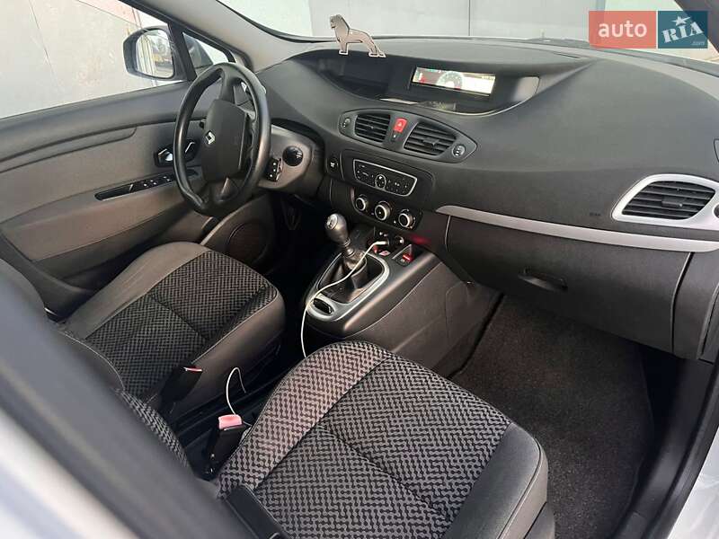 Минивэн Renault Grand Scenic 2011 в Тернополе