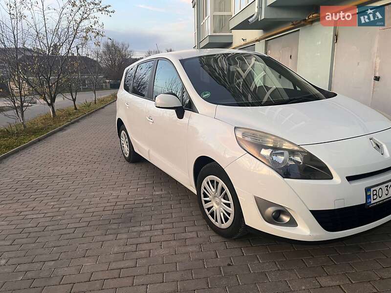 Минивэн Renault Grand Scenic 2011 в Тернополе